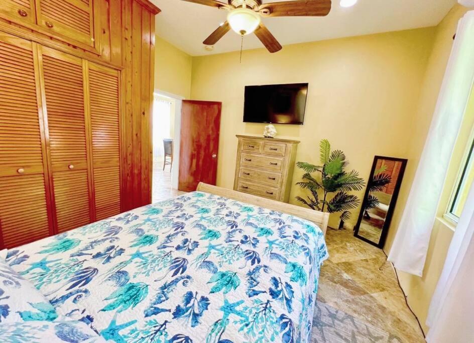 Sailfish Villa Luxury Beachfront Estate Magens Bay Cruz Bay Bagian luar foto
